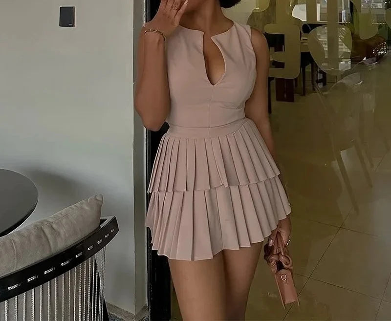Fashionable V-Neck Sleeveless Vest Top And Pleated Mini Skirt Set Women&