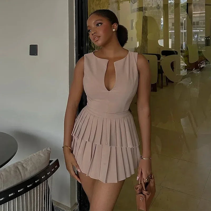 Fashionable V-Neck Sleeveless Vest Top And Pleated Mini Skirt Set Women&