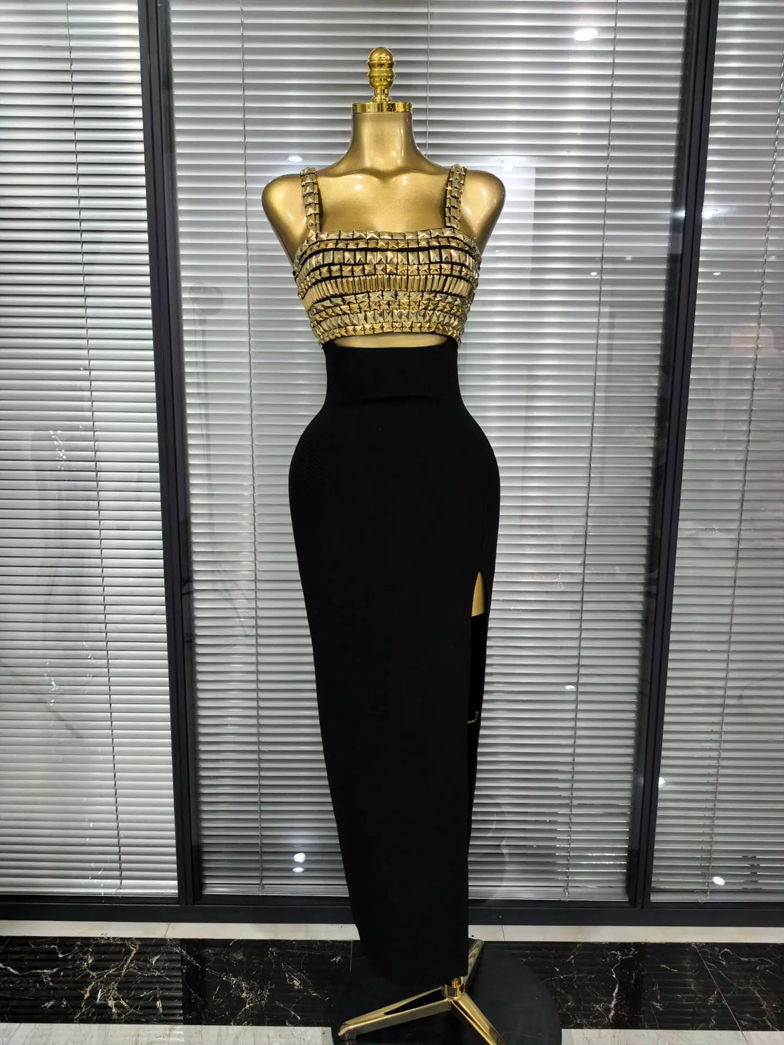 Golden Sequined Women Sleeveless Square Collar Sexy Bodycon Long Bandage Dress Celebrity Red Carpet Fashion Evening Party Dress
